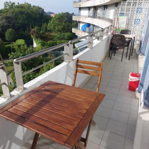 Soleado piso con garaje y piscina a 8 centro