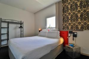 Hotels Kyriad Frejus - Centre : photos des chambres