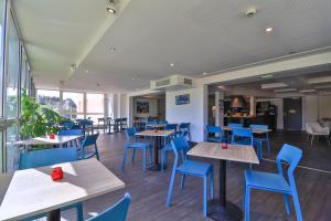 Hotels Kyriad Frejus - Centre : photos des chambres