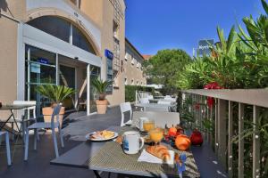 Hotels Kyriad Frejus - Centre : photos des chambres