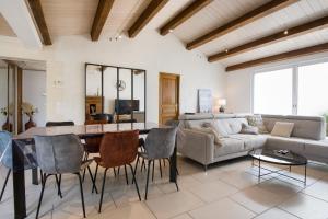 "MORANDE" grande maison avec Piscine Chauffée