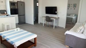 Lomas del Castillo, la casa de la isla