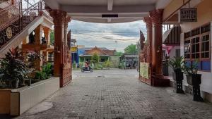 Hotel Shinta 1 near Stasiun Kertosono Mitra RedDoorz