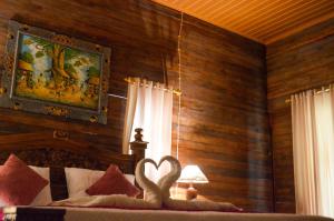 Phòng Deluxe Giường Đôi Có Ban Công (Deluxe Double Room with Balcony)