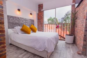 ApartaSuites & Hotel Bogota Suamox