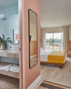 The June Motel, Sauble Beach