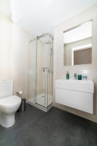 Blue by the River 4 - Unique Penthouse Duplex with a View