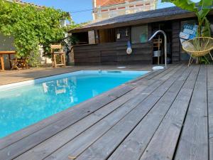 Maisons de vacances Maison piscine balneo La Teste : photos des chambres