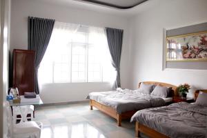 Mina House
