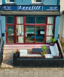Leecliff Guest House - Strutture non classificate a Blackpool