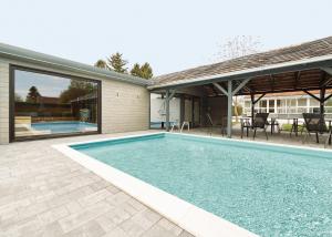 Lorelei Pension Adults Only