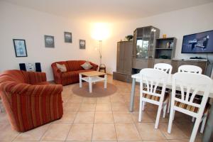 Osterstra_e 1_ Whg_ 1_ Haus Flora