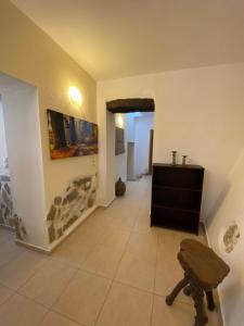 Koundouros Home