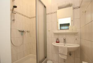 Sandwall 11a_ Whg_ 1 _Gaestehaus G