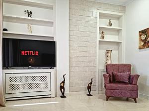 The ACROPOLIS view made for you-2BR APT 6m walk to the metro