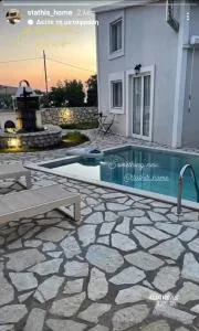 Stathis Suite - Exanthia