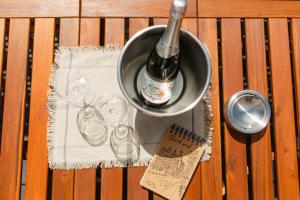 Küsten Suite West seitliche Wasserlage, 1 Balkon, 90qm