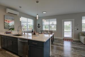 Sea Swept Mermaid Oyhut Bay Seaside Village