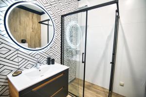 Apartament Emi Zator by Housine