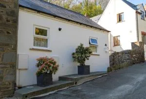 Rosebud cottage Romantic cottage for a couple - Goodwick