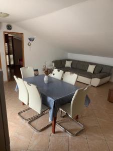 Apartments Mara