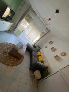 Appartements Studio brignoles PISCINE emplacement ideal : photos des chambres