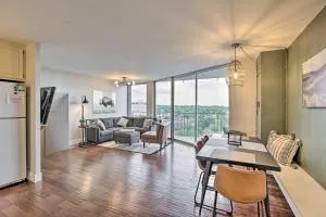 7th-Floor Omaha Condo with Balcony and Park Views - Carter Lake