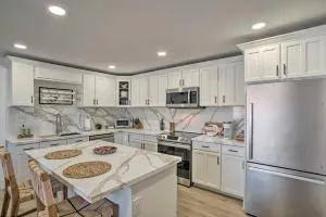 Pool Access Mtn-View Condo in Apache Junction! - جلوب