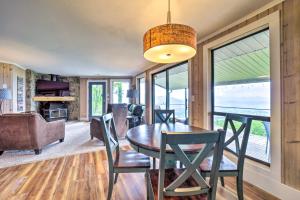 Mtn Treehouse with Fire Pit, Breathtaking Views