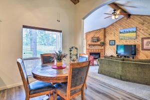 Cozy Pagosa Springs Townhome with Patio!
