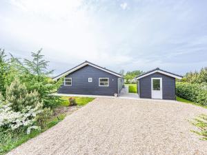 6 person holiday home in Tarm