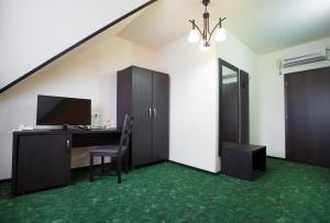 Pensiunea Laci Csarda Ernei