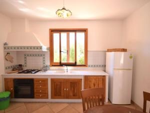 Detached villa located in a residential area a few kilometers from the sea
