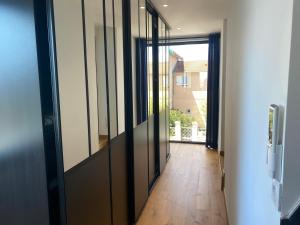 Villas Maison lyon 8 / jardin /parking / studio independant : photos des chambres