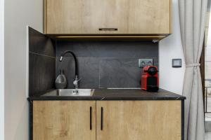 Stylish and Modern Studio - Miltos