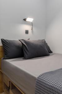 Stylish and Modern Studio - Miltos