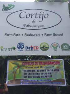 Casa De Cortijo Family Room