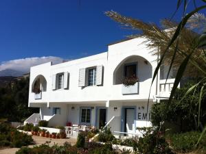 Emilia Apartments Rethymno Greece