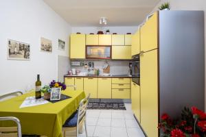 Downtown City Apartment