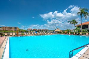 Villa on Point Brittany 5