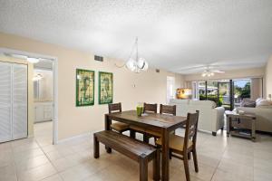 Villa on Point Brittany 5