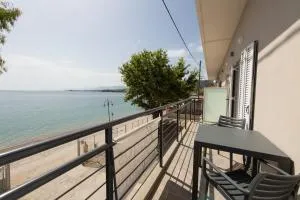 Loggos Apartments - Lambírion