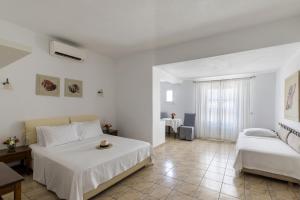 Triple Room with Garden View room in Marisso Hotel