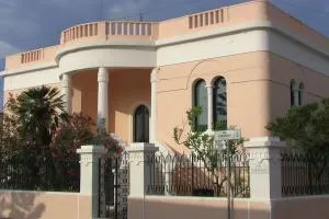 Villa nel Salento - Ampie camere e giardino, fino a 9 persone - Barbarano