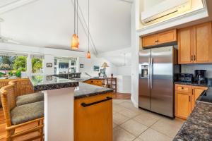 Villas of Kamalii 17 condo