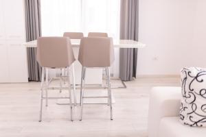 Aparthotel Building Stefan