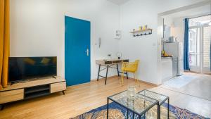 Appartements Studio spacieux, sublime et cosy avec patio au centre de Valenciennes - wifi : photos des chambres