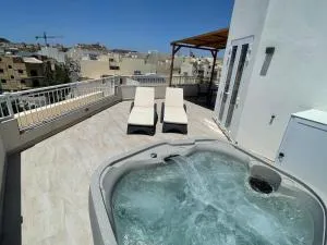 The Willows Penthouses with Jacuzzi - 休吉让
