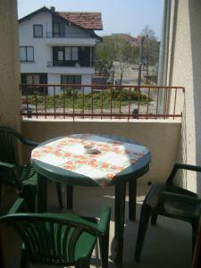 Сотирови, самостоятелни стаи