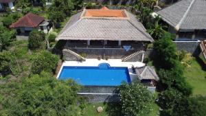 Private Luxury Villa Celagi - with large infinity pool and ocean view